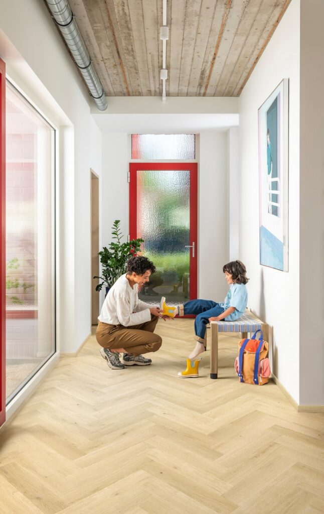 Ginger oak Water-Resistant Laminate Flooring